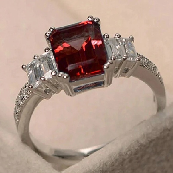 Jewelry - ETERNITY WEDDING RING